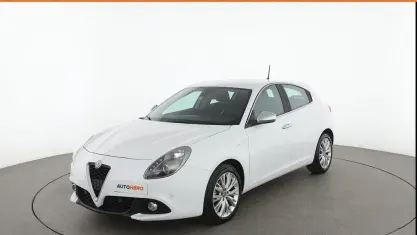 Usata Alfa Romeo Giulietta Super 120 CV (88 kW) 2016 Bianco Utilitaria