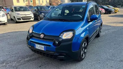 Usata Fiat Panda Cross Cross 69 CV (50 kW) 2025 Blu Utilitaria
