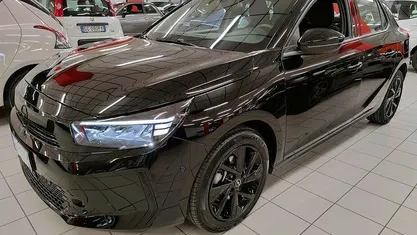 Usata Opel Corsa 101 CV (74 kW) 2025 Nero Utilitaria