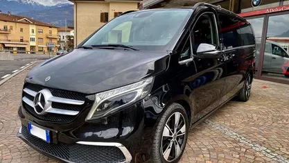 Usata Mercedes V250 Premium 190 CV (139 kW) 2021 Nero Monovolume