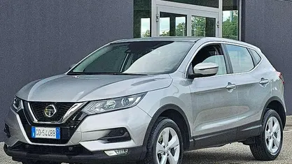 Argento Usata 2020 Nissan Qashqai SUV | 17.300 € (Buon prezzo)