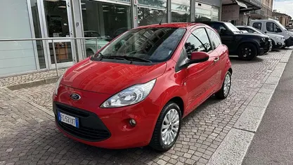 Usata Ford Ka Titanium 69 CV (50 kW) 2016 Rosso Berlina