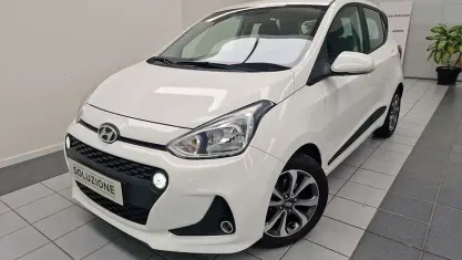 Usata Hyundai i10 Style 87 CV (63 kW) 2017 Bianco Utilitaria