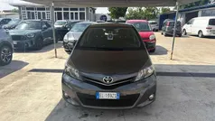 Usata 2012 Toyota Yaris Lounge Tre volumi | 4299 € (Buon prezzo)