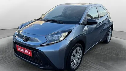 Begagnad Toyota Aygo X Active 72 HK (52 kW) 2024 Blå SUV