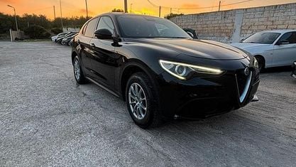 Usata Alfa Romeo Stelvio Tech Edition 209 CV (153 kW) 2018 Nero SUV