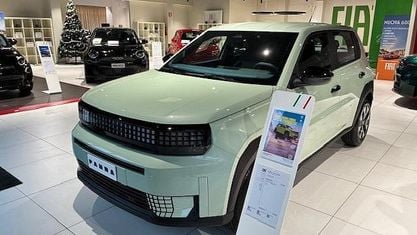 Ny Fiat Grande Panda Icon 110 HK (80 kW) 2025 Blå Halvkombi