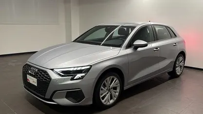 Usata Audi A3 Sportback Advanced Plus 116 CV (85 kW) 2022 Argento Utilitaria