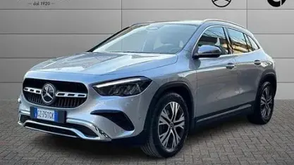 Usata Mercedes GLA180 Advanced 116 CV (85 kW) 2025 Argento SUV