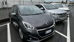 Grigio Usata 2018 Peugeot 208 Active Due volumi | 10.200 € (Buon prezzo)