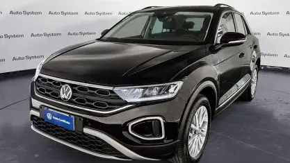 Usata VW T-Roc Life 150 CV (110 kW) 2025 Nero SUV