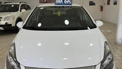 Usata Opel Corsa 86 CV (63 kW) 2014 Bianco Utilitaria