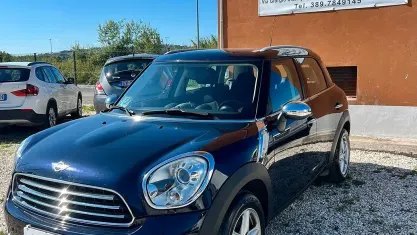 Usata Mini Cooper Countryman Business 90 CV (66 kW) 2014 Blu SUV