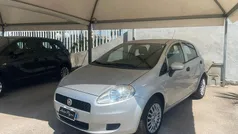 Grigio Usata 2013 Fiat Punto Lounge Due volumi | 3000 € (Buon prezzo)