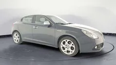 Nero Usata 2016 Alfa Romeo Giulietta Super Due volumi | 5390 € (Super prezzo)