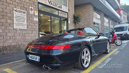 Usata Porsche 911 Carrera 4S Cabriolet 319 CV (234 kW) 2004 Cabrio
