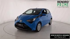 Blu scuro Usata 2020 Toyota Aygo X-play Due volumi | 10.950 € (Buon prezzo)
