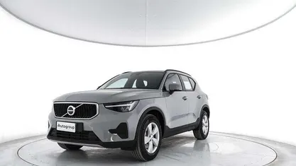 Usata 2024 Volvo XC40 SUV | 30.900 € (Buon prezzo)