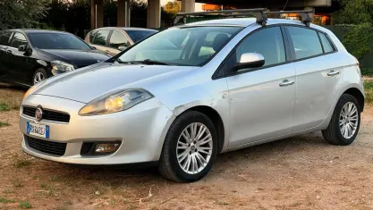 Usata Fiat Bravo Emotion 105 CV (77 kW) 2012 Grigio Utilitaria