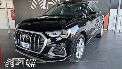 Usata Audi Q3 Advanced 150 CV (110 kW) 2021 Nero SUV