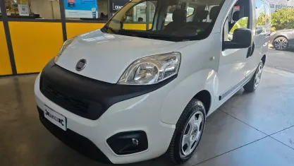 Usata Fiat Qubo Trekking 70 CV (51 kW) 2018 Bianco Monovolume