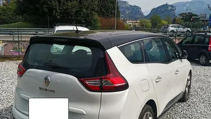 Usata Renault Grand Scénic IV 151 CV (111 kW) 2020 Bianco Monovolume