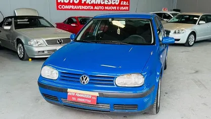 Usata 2000 VW Golf Highline Berlina | 2300 € (Buon prezzo)