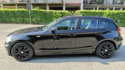 Usata BMW 116 Efficient Dynamics 116 CV (85 kW) 2005 Nero Utilitaria