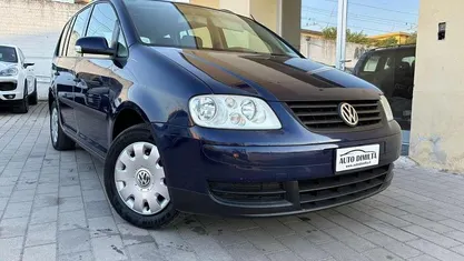 Blu/azzurro Usata 2003 VW Touran Trendline Monovolume | 2100 € (Buon prezzo)