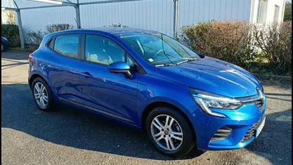 Usata 2023 Renault Clio V Equilibre Berlina | 14.900 € (Buon prezzo)