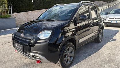 Usata Fiat Panda Cross Cross 85 CV (62 kW) 2020 Nero Utilitaria