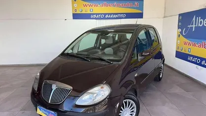 Nero Usata 2007 Lancia Musa Monovolume | 4290 € (Molto cara)