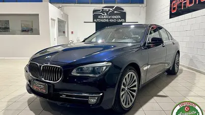Usata BMW 730 258 CV (189 kW) 2013 Blu Berlina