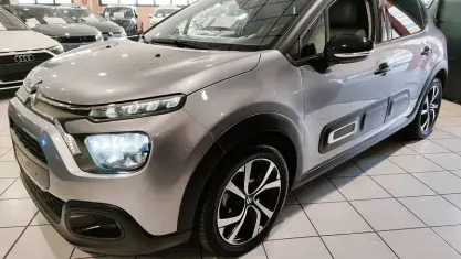 Usata Citroën C3 Shine 83 CV (61 kW) 2023 Grigio Utilitaria