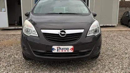 Usata Opel Meriva Cosmo 101 CV (74 kW) 2013 Grigio Monovolume
