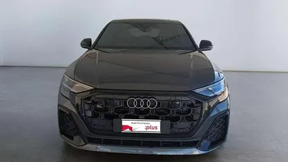 Grigio Usata 2024 Audi Q8 S-Line SUV | 78.800 € (Buon prezzo)