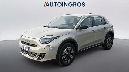 Usata Fiat 600 101 CV (74 kW) 2024 Bianco SUV