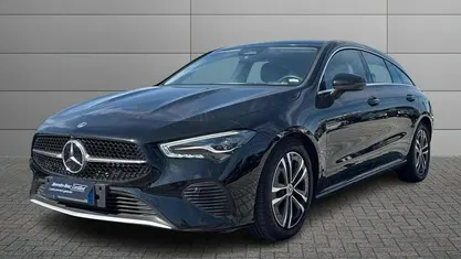 Nero Usata 2024 Mercedes CLA180 Shooting Brake Advanced Station wagon | 33.500 € (Buon prezzo)