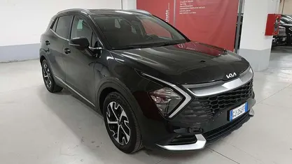 Nero Usata 2022 Kia Sportage Style SUV | 23.900 € (Buon prezzo)