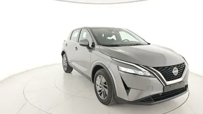 Usata Nissan Qashqai Acenta 140 CV (102 kW) 2023 Gray SUV