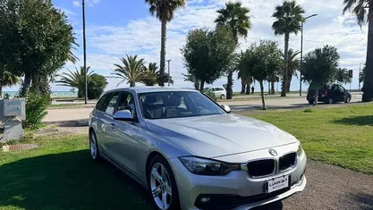 Usata BMW 318 Sport Line 150 CV (110 kW) 2016 Grigio Station wagon