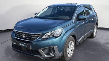 Käytetty Peugeot 5008 Business-Line 150 HP (110 kW) 2017 Vihreä Katumaasturi