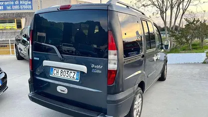 Grigio Usata 2003 Fiat Doblò Monovolume | 2500 € (Buon prezzo)