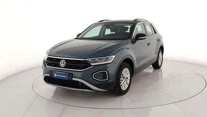 Usata 2025 VW T-Roc Life SUV | 28.300 € (Buon prezzo)