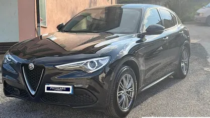 Usata Alfa Romeo Stelvio Business 160 CV (117 kW) 2019 Nero SUV