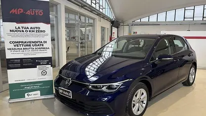 Usata VW Golf VIII 150 CV (110 kW) 2020 Blu Berlina