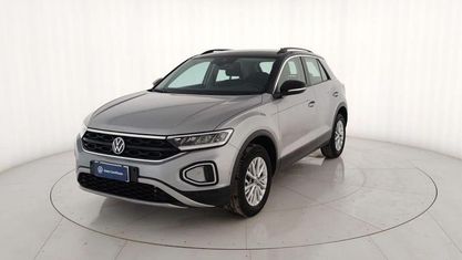 Używany VW T-Roc Life 150 KM (110 kW) 2024 Srebrny SUV