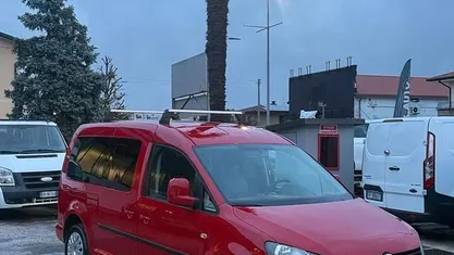 Usata VW Caddy Maxi Trendline 102 CV (75 kW) 2011 Monovolume