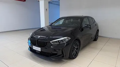 Nero Usata 2020 BMW 118 M Sport Due volumi | 26.000 € (Buon prezzo)