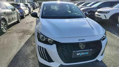 Usata Peugeot 208 Active 75 CV (55 kW) 2024 Utilitaria